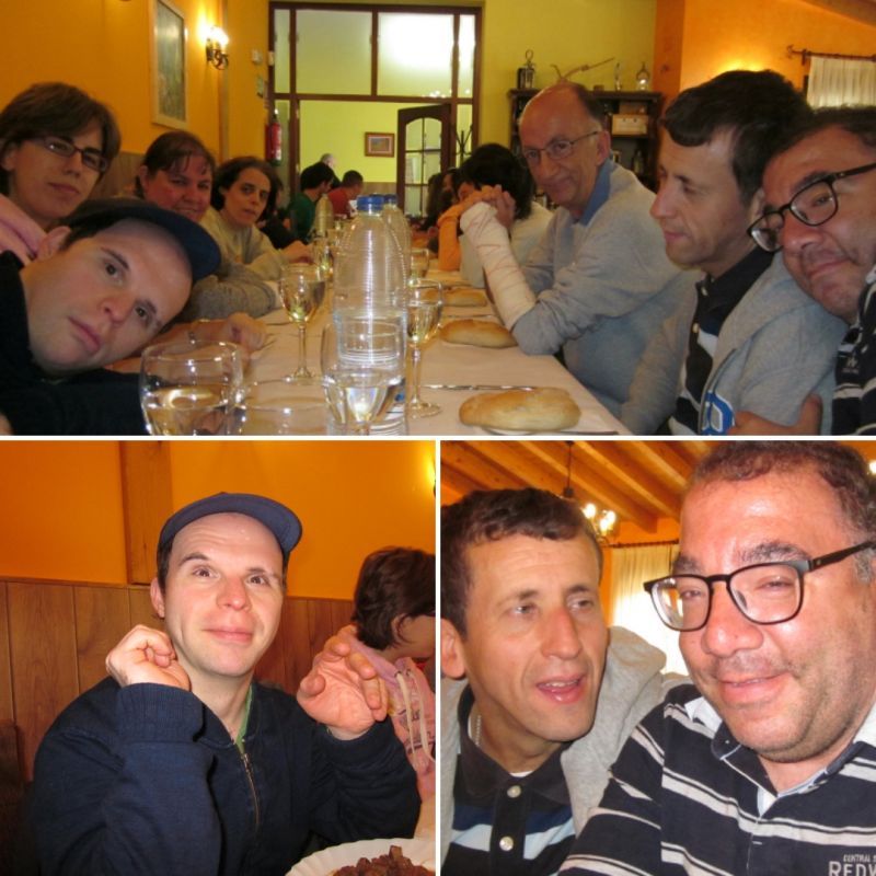 Personas observando el paisaje o elementos del entorno