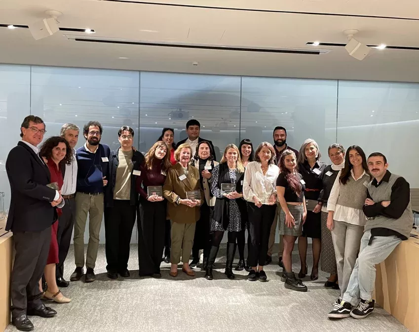 Fundación AMPAO recibe el premio "Social Funding Programme 2023/2024" en reconocimiento a su trabajo en la inclusión de personas con discapacidad intelectual.